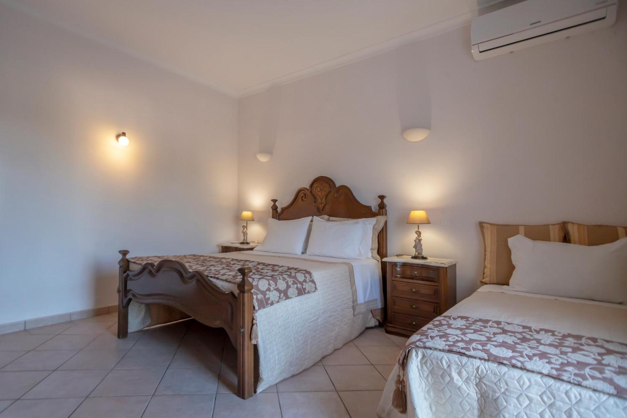 Al Meida Guesthouse Албуфейра Экстерьер фото