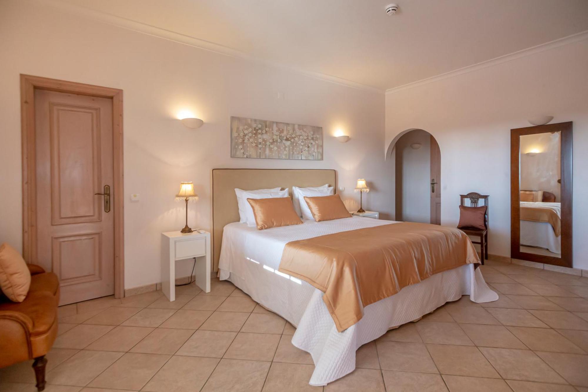 Al Meida Guesthouse Албуфейра Экстерьер фото