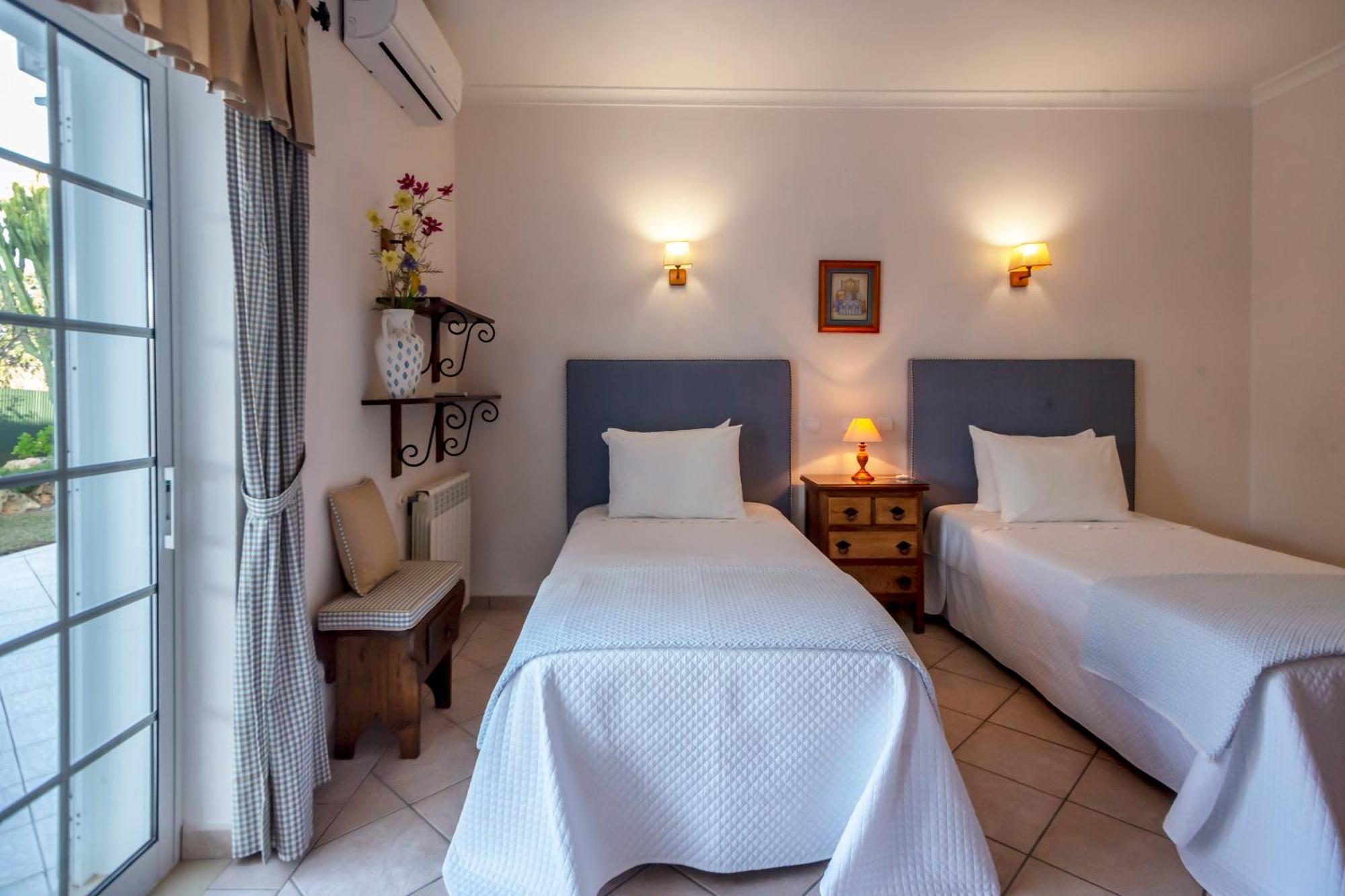 Al Meida Guesthouse Албуфейра Экстерьер фото