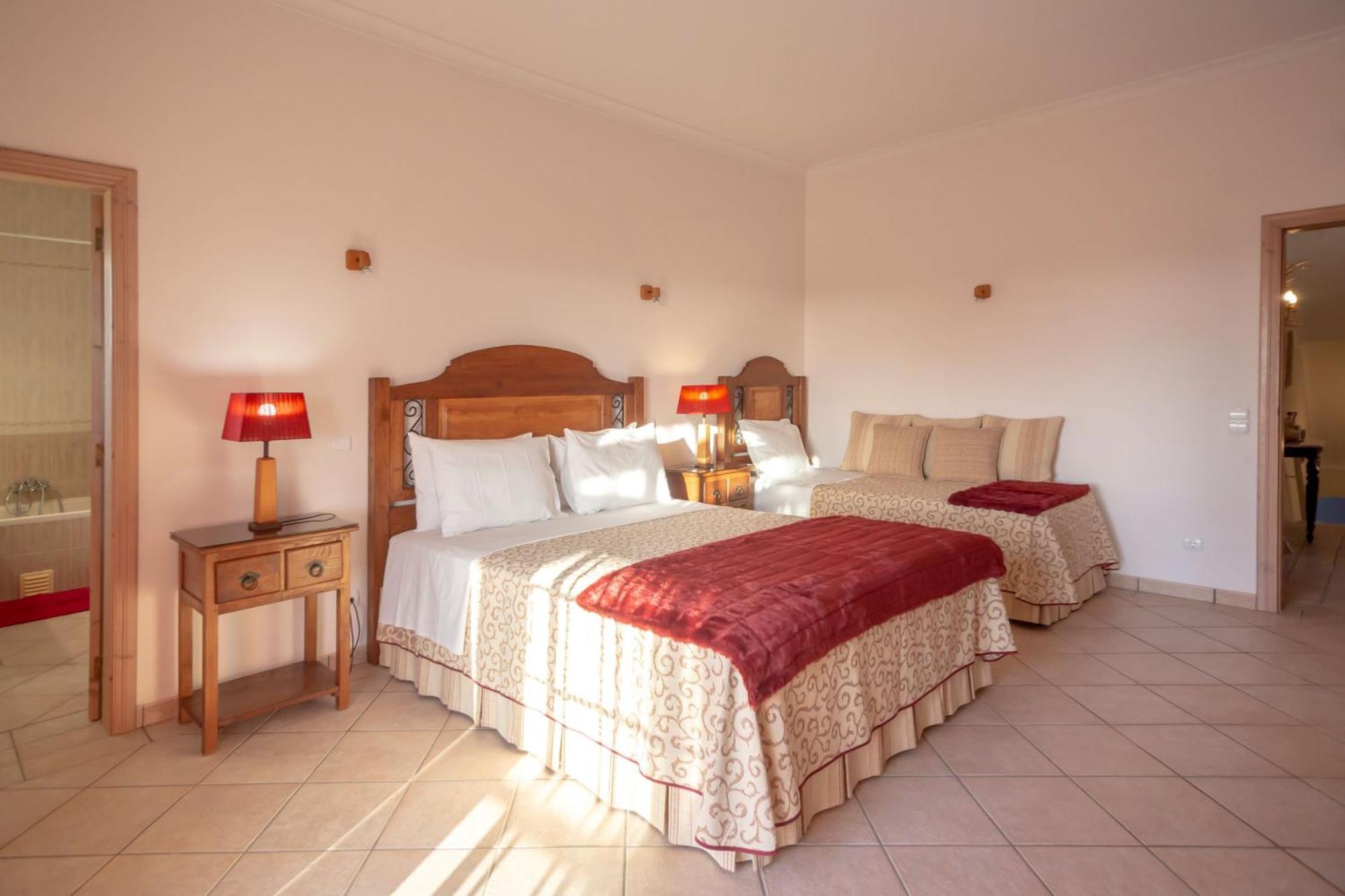 Al Meida Guesthouse Албуфейра Экстерьер фото