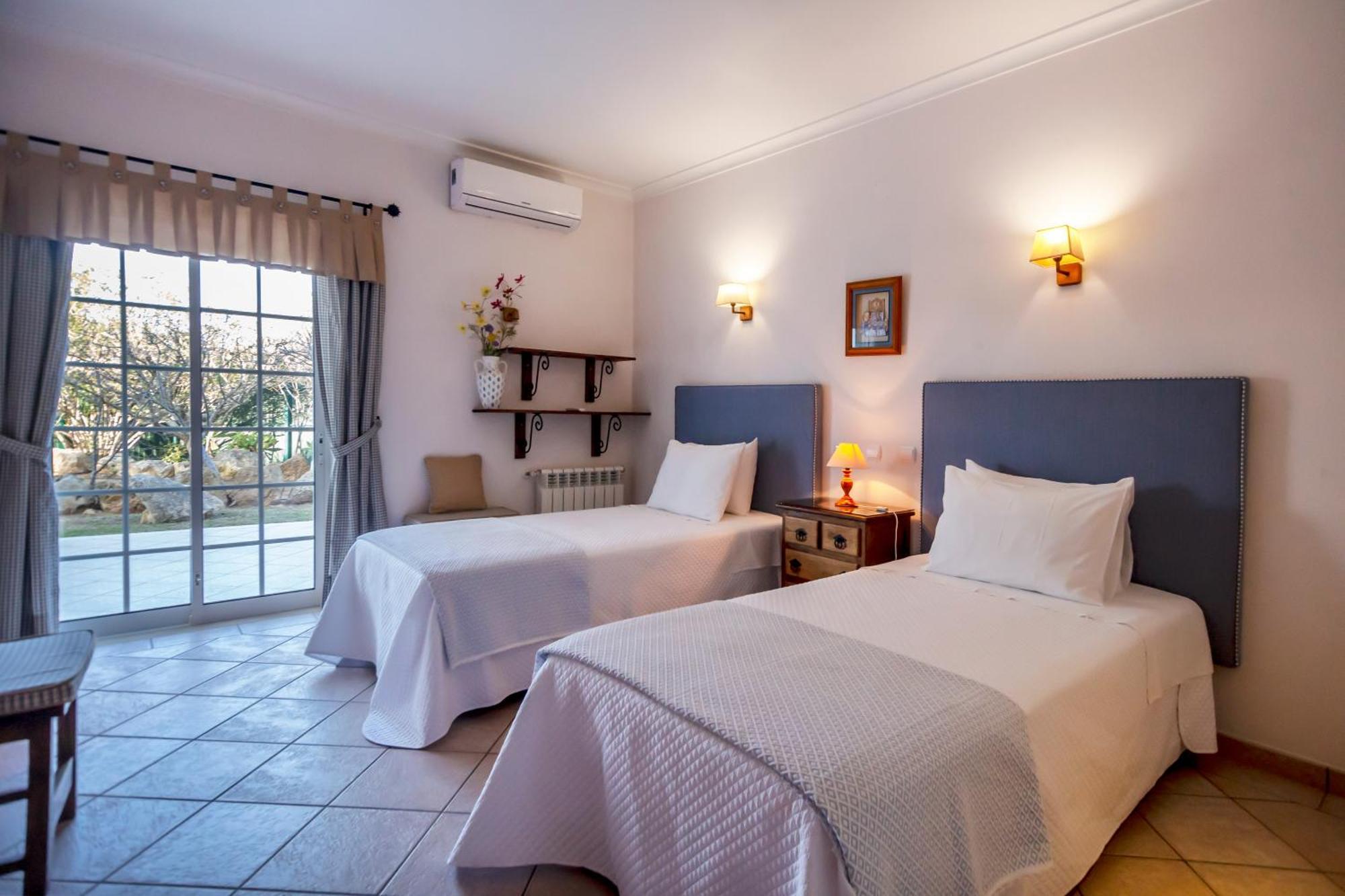 Al Meida Guesthouse Албуфейра Экстерьер фото